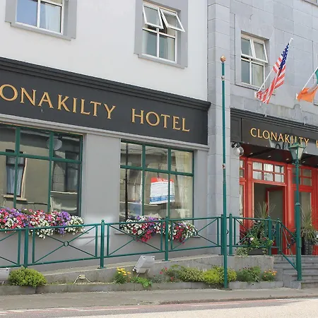 Clonakilty Hotel מלון