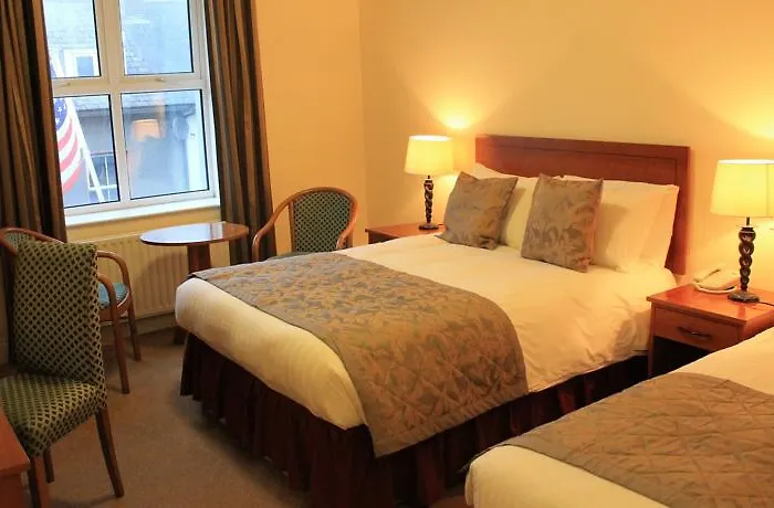 Clonakilty Hotel 3*